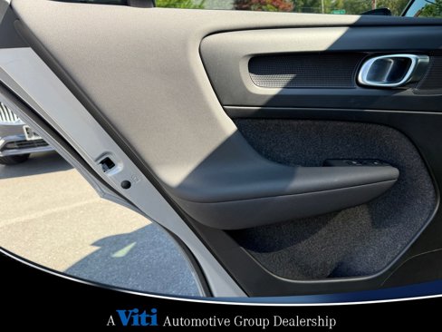 Certified 2023 Volvo C40 P8 Recharge Ultimate image 20