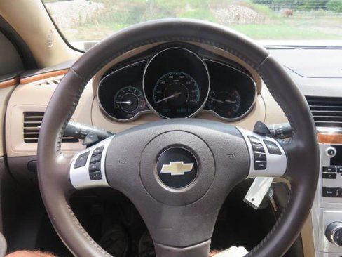 Used 2010 Chevrolet Malibu LT w/ HFV6 Engine Package image 12