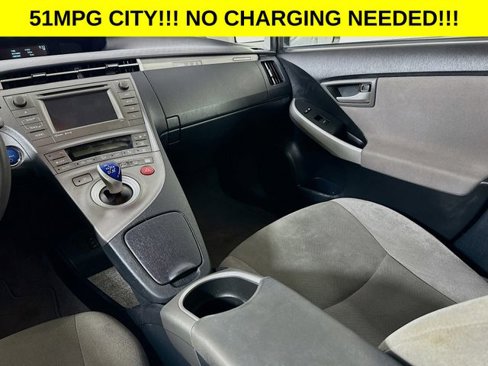 Used 2014 Toyota Prius Plug-In Hybrid image 21