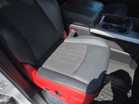 Used 2017 RAM 1500 Rebel image 30