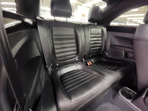 Used 2013 Volkswagen Beetle 2.0T image 16