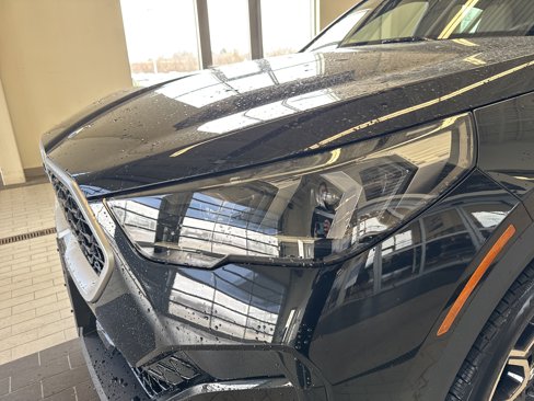 Used 2025 BMW X2 xDrive28i w/ Convenience Package image 9