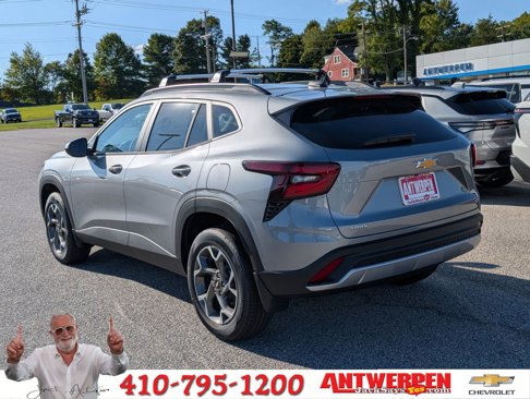 New 2025 Chevrolet Trax LT w/ LT Convenience Package image 3