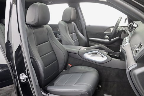 Used 2021 Mercedes-Benz GLS 450 4MATIC image 31