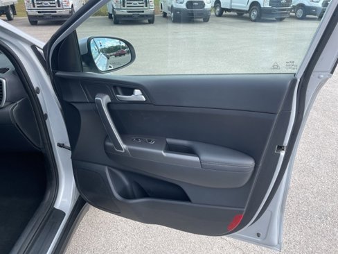 Used 2019 Kia Sportage LX image 39
