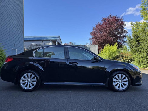 Used 2011 Subaru Legacy 3.6R Limited w/ Popular Equipment Group 2C image 2