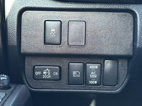 Used 2021 Toyota Tacoma TRD Sport image 41