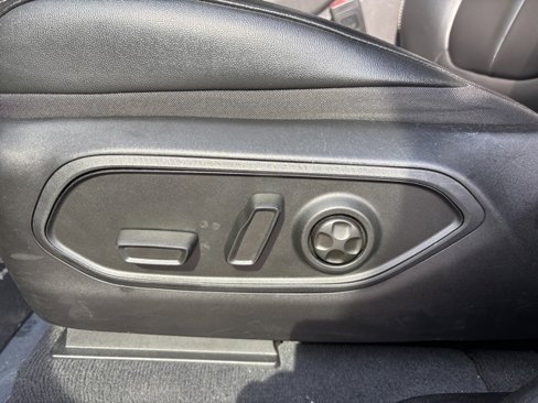 Used 2023 Jeep Grand Cherokee 4WD 4xe image 21