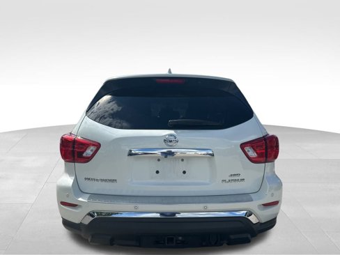 Used 2020 Nissan Pathfinder Platinum image 8