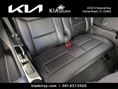 Used 2020 Ford Explorer Limited image 31