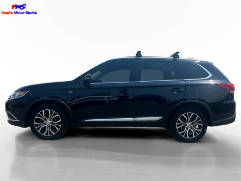 Used 2017 Mitsubishi Outlander GT image 2