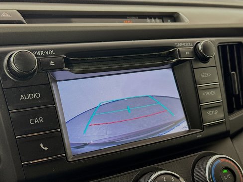 Used 2018 Toyota RAV4 LE image 25