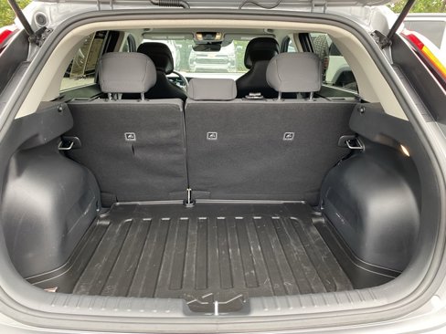 Used 2023 Kia Niro LX image 33