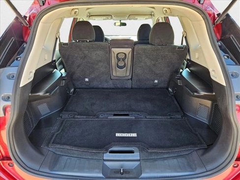 Used 2016 Nissan Rogue S image 6