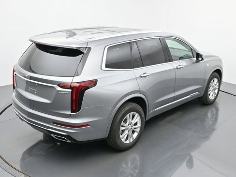 New 2025 Cadillac XT6 Luxury image 27