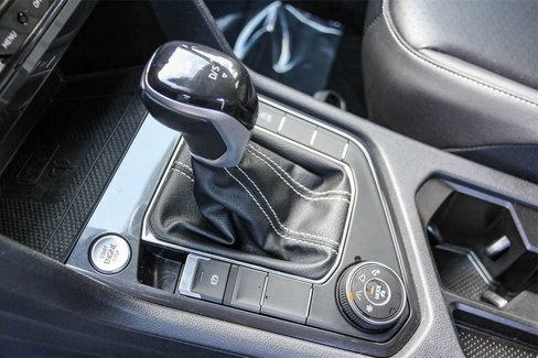 Used 2022 Volkswagen Tiguan SE image 19