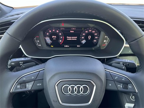 New 2025 Audi Q3 2.0T Premium image 10