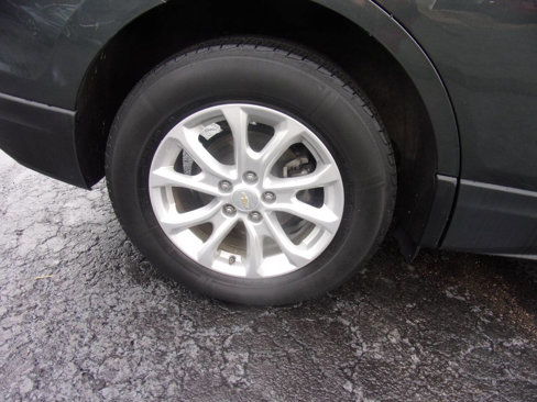 Used 2019 Chevrolet Equinox LS image 12