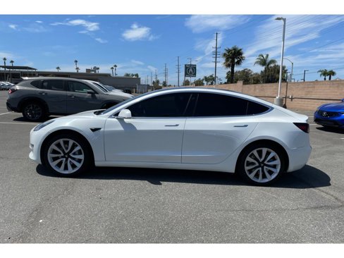 Used 2020 Tesla Model 3 Standard Range image 2