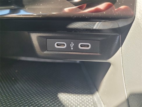Used 2024 Volkswagen Jetta SE image 25
