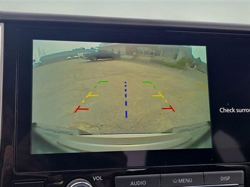 Used 2025 Nissan Frontier SV image 8