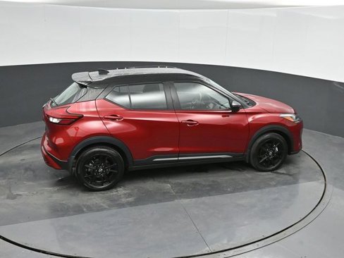 Used 2024 Nissan Kicks SR image 30