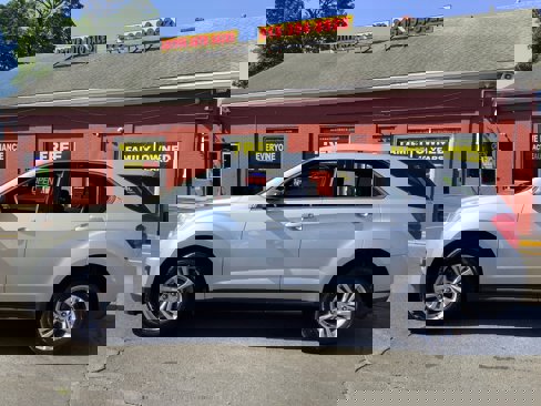 Used 2015 Chevrolet Equinox LS image 4