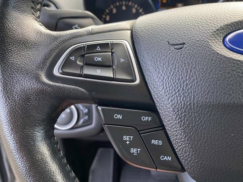 Used 2019 Ford Escape Titanium image 15