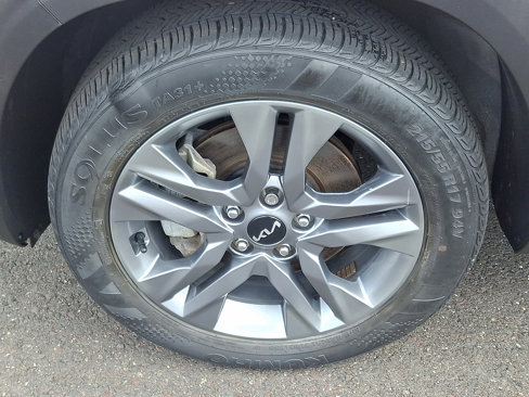 Used 2023 Kia Seltos LX image 8