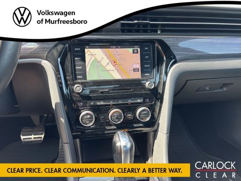 Used 2021 Volkswagen Passat 2.0T R-Line image 21