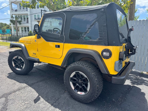 Used 2005 Jeep Wrangler SE image 13
