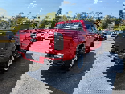Used 2019 Chevrolet Colorado LT image 3