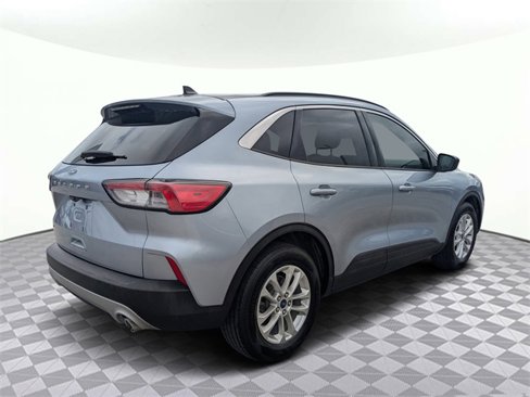 Used 2022 Ford Escape SE w/ Convenience Package image 3