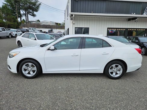 Used 2015 Chevrolet Malibu LT image 10