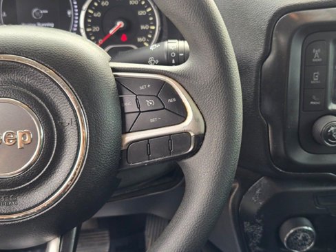 Used 2019 Jeep Renegade Sport image 25
