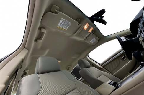 Used 2016 Ford Taurus SEL image 22