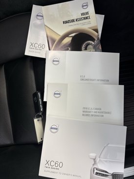 Used 2019 Volvo XC60 T8 Momentum w/ Premium Package image 29