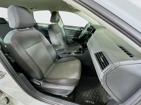 Used 2021 Volkswagen Jetta S w/ Driver Assistance Package image 29