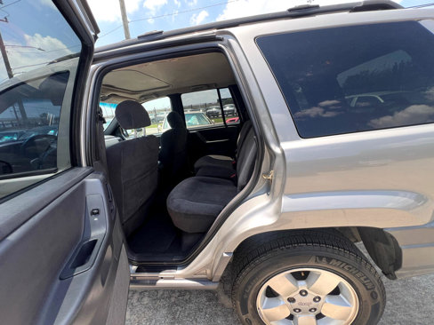 Used 2001 Jeep Grand Cherokee Laredo image 26