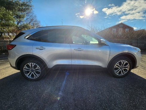 Used 2020 Ford Escape SEL image 8