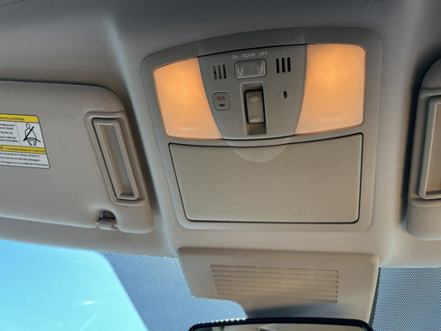 Used 2018 Nissan Armada SL w/ Moonroof Package image 32