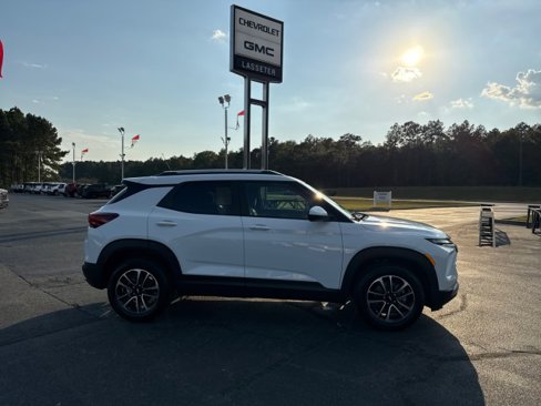 New 2026 Chevrolet TrailBlazer LT image 2