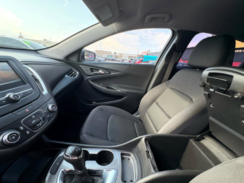 Used 2017 Chevrolet Malibu LS image 16