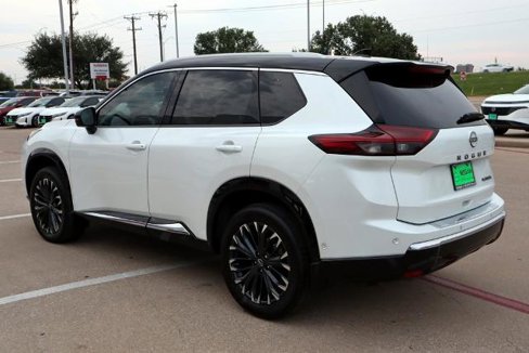 Certified 2024 Nissan Rogue Platinum w/ Platinum Premium Package image 9