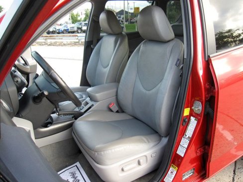Used 2011 Toyota RAV4 Limited image 14
