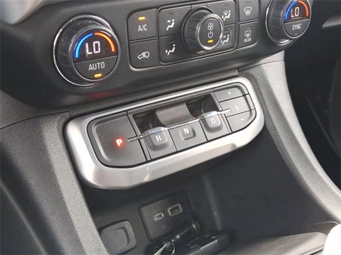 Used 2021 GMC Acadia SLE w/ Driver Convenience Package image 26