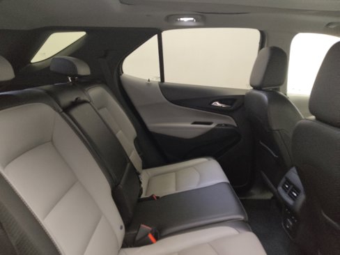Used 2020 Chevrolet Equinox Premier image 19