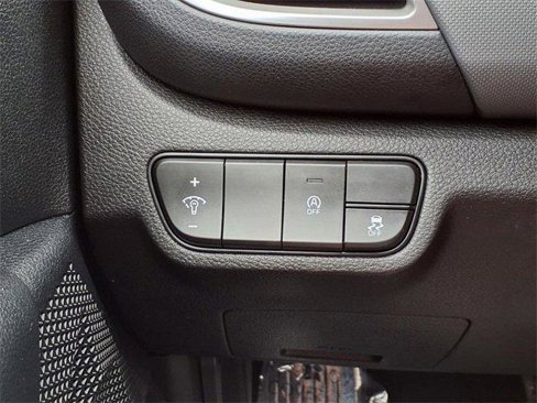 Used 2024 Kia Seltos LX image 18
