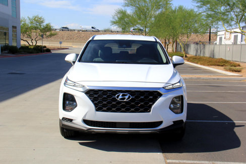 Used 2019 Hyundai Santa Fe SE image 2