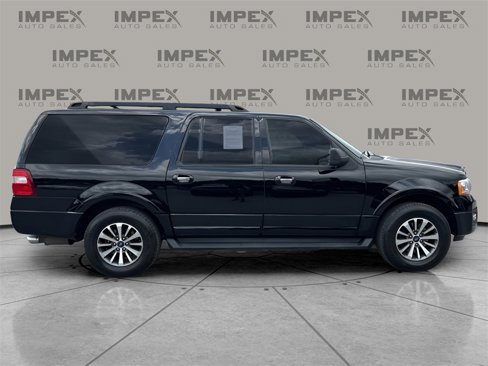Used 2017 Ford Expedition EL XLT image 6